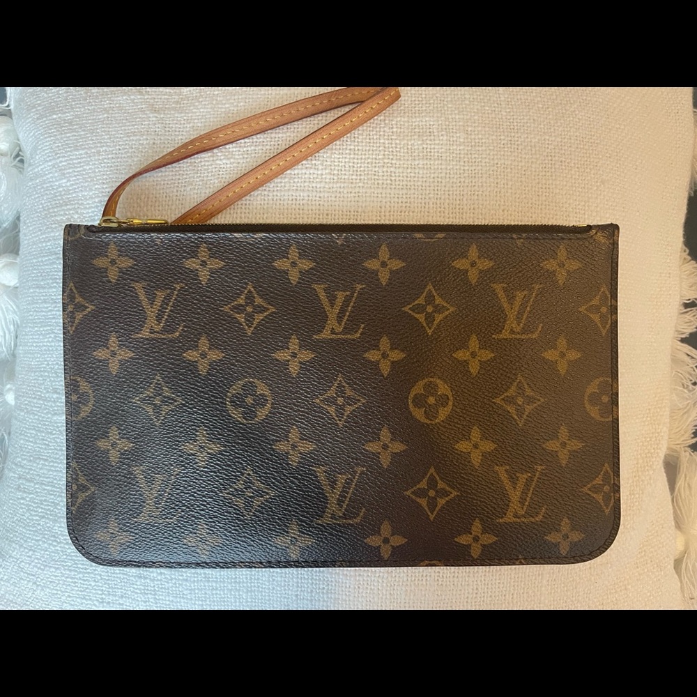 Authentic LV Neverful Wristlet Monogram